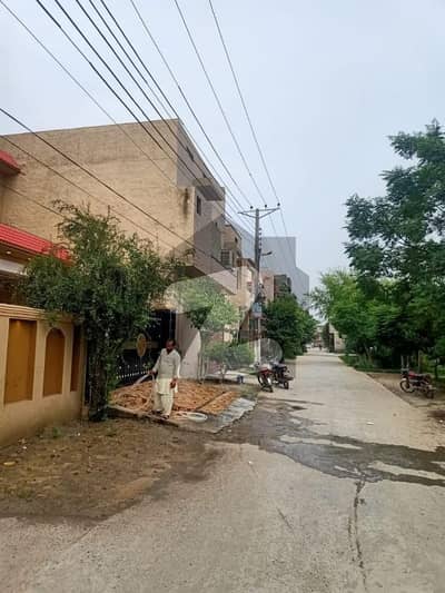 پاک عرب ہاؤسنگ سوسائٹی فیز 2 پاک عرب ہاؤسنگ سوسائٹی,لاہور میں 4 کمروں کا 5 مرلہ مکان 1.12 کروڑ میں برائے فروخت۔