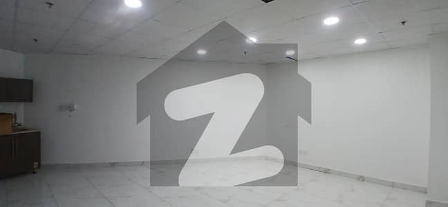 گرینڈ سکوئر مال مین بلیوارڈ گلبرگ,گلبرگ,لاہور میں 2 مرلہ Studio دفتر 68.0 ہزار میں کرایہ پر دستیاب ہے۔