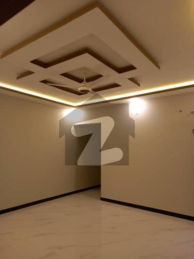 Upper Portion Of 240 Square Yards In Gulshan-e-Iqbal - Block 5 Is Available
