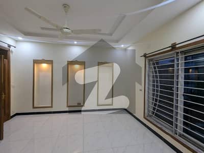 Beautiful Location 10 Marla Upper Portion For Rent In Overseas Sector 3 Bahria Town