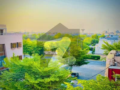 10 MARLA RESIDENTIAL PLOT ON PRIME LOCATION OF VALENCIA TOWN LAHORE