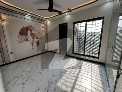 5 marla house available for sale