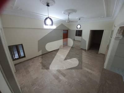Flat for SALE 3 BED DD PRIME LOCATION FLAT