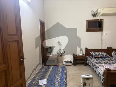 10 Marla house for sale