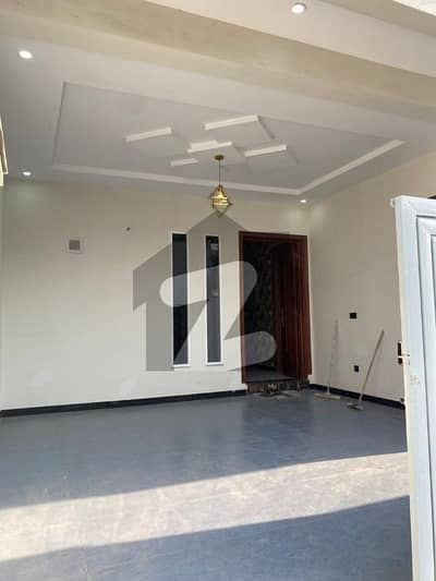 ٹاپ سٹی 1 - بلاک بی ٹاپ سٹی 1,اسلام آباد میں 6 کمروں کا 1 کنال مکان 9.0 کروڑ میں برائے فروخت۔