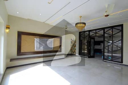 1 Kanal Slightly Used Modern Desing House Available For Sale In DHA Phase 6 Lahore