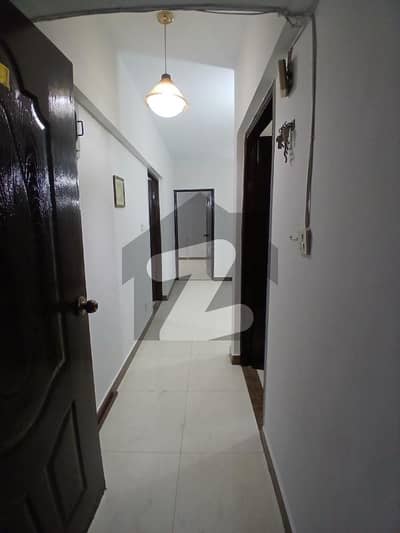 WELL RENOVATED 3 BED DD FLAT AVAILABLE FOR SALE IN GULSHAN-E-IQBAL