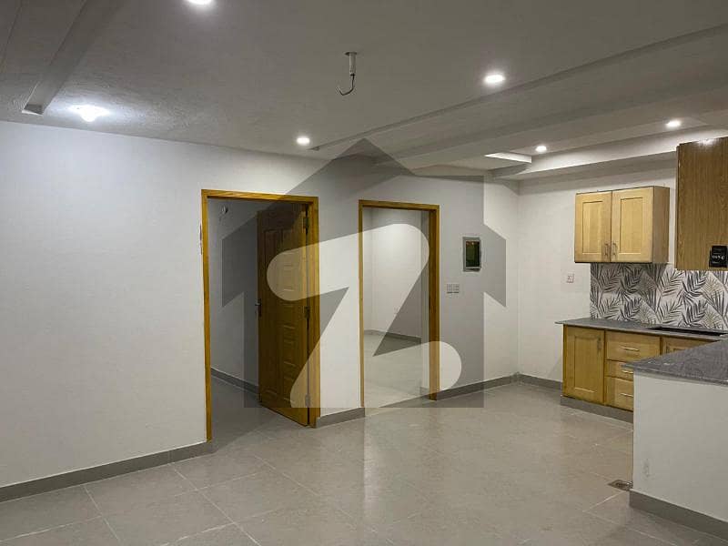 5 MARLA UPPER PORTION AVAILABLE FOR RENT. 5 MARLA UPPER PORTION AVAILABLE FOR RENT.