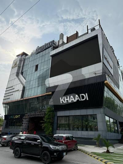 ایف ۔ 10 مرکز ایف ۔ 10,اسلام آباد میں 1 مرلہ Studio دکان 2.5 کروڑ میں برائے فروخت۔