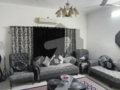 جی ۔ 13/3 جی ۔ 13,اسلام آباد میں 3 کمروں کا 8 مرلہ مکان 4.75 کروڑ میں برائے فروخت۔