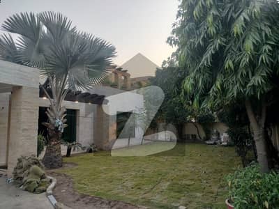 2 KANAL ELEGANT SUPER HOT LOCATED BUNGALOW IS AVAILABLE IN THE BEST BLOCK OF DHA LAHORE.