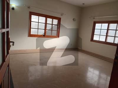 گلشنِ اقبال - بلاک 1 گلشنِ اقبال,گلشنِ اقبال ٹاؤن,کراچی میں 10 مرلہ Studio دفتر 4.0 لاکھ میں کرایہ پر دستیاب ہے۔