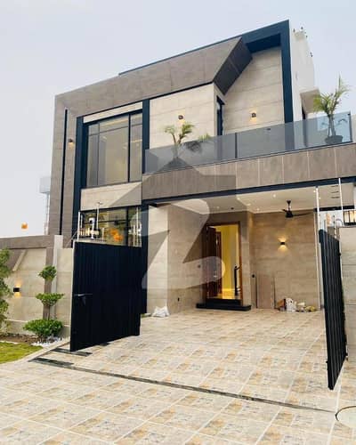 10 MARLA MODERN DESIGN HOUSE FOR RENT IN DHA PHASE 3 BLOCK Z