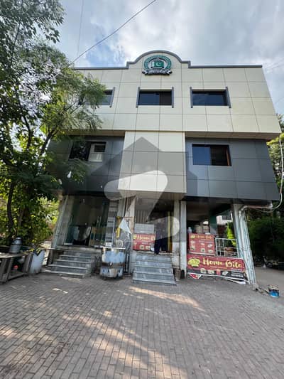 جی ۔ 6/1 جی ۔ 6,اسلام آباد میں 1 مرلہ Studio دکان 1.85 کروڑ میں برائے فروخت۔