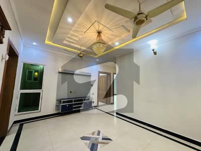 7 Marla Ground Portion For Rent