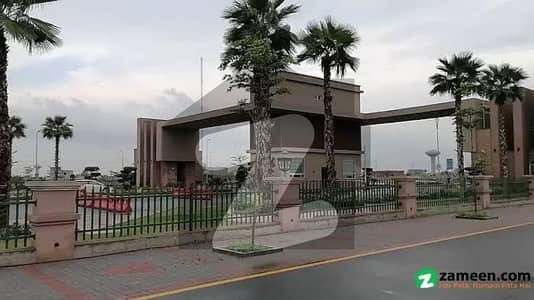 10 Marla plot available for Sale in block i Royal Palm citi Gujranwala