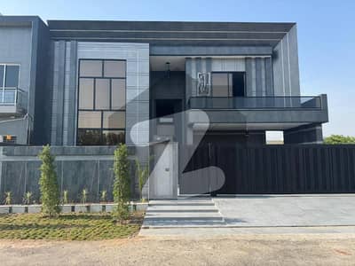 آئی ای پی انجنیئرز ٹاؤن ۔ سیکٹر اے آئی ای پی انجینئرز ٹاؤن,لاہور میں 1 کنال Studio مکان 6.5 کروڑ میں برائے فروخت۔