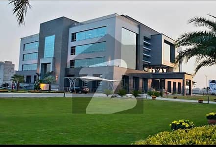 ڈی ایچ اے فیز 6 - بلاک سی فیز 6,ڈیفنس (ڈی ایچ اے),لاہور میں 10 مرلہ رہائشی پلاٹ 2.7 کروڑ میں برائے فروخت۔