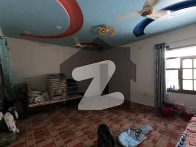 گلستانِِ جوہر ۔ بلاک 7 گلستانِ جوہر,کراچی میں 4 کمروں کا 10 مرلہ مکان 4.49 کروڑ میں برائے فروخت۔