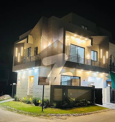 3.5 Marla Corner Luxury House for Sale   Brand New 4 Bed Corner House  2 Min from Ring Road 15 KM from Airport  Premium Location in Al Kabir Town Phase 2