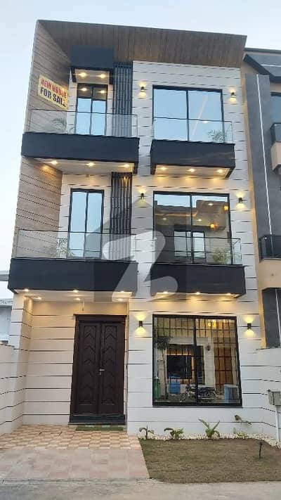 3.20 MARLA BRAND NEW HOUSE  TRIPLE STOREY FOR SALE UNION  GREEN COLLEGE ROAD LAHORE