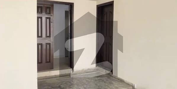 500 Yard Bungalow For Rent, Phase 5 Prime Location, Line New