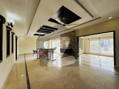 18 Marla Upper Portion Available For Rent With Gas