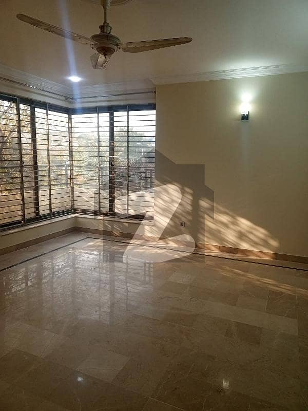 A Upper Portion Of 2100 Square Feet In Rs. 145000 A Upper Portion Of 2100 Square Feet In Rs. 145000