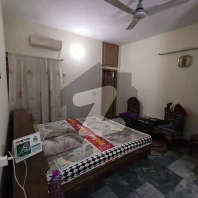 AHMED ASSOCIATES OFFER 5 MARLA FURNISHED UPPER PORTION FOR RENT IN PCSIR PHASE 2 NEAR TO SHUKAT KHANUM HOSPITAL LAHORE.