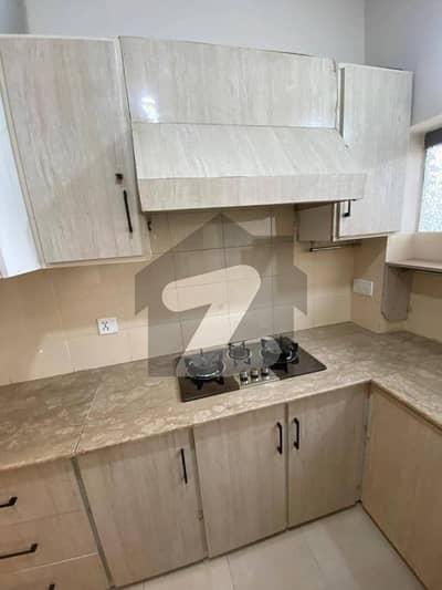 1 kanal Lower Portion For Rent In DHA Phase 4