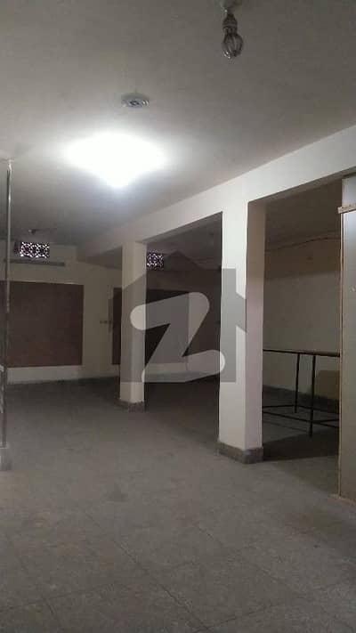 Hall for rent 1 floor Gajju matah main ferozpur road