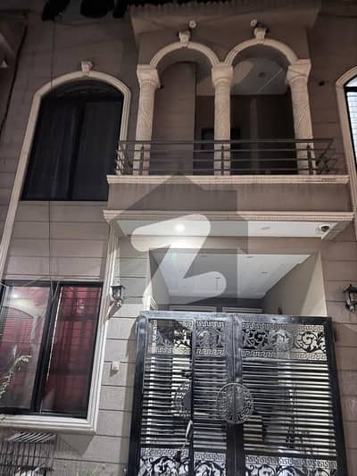 3 Marla slightly use Tripple story house for sale Ibn e Hashim Homes E block