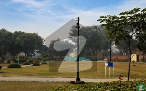 2 Kanal Plot For Sale In   Garden City Zone 1