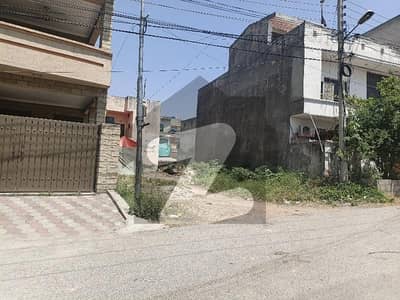 سوان گارڈن ۔ بلاک سی سوان گارڈن,اسلام آباد میں 6 مرلہ رہائشی پلاٹ 1.28 کروڑ میں برائے فروخت۔