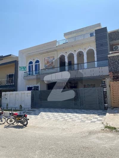 جناح گارڈنز ایف ای سی ایچ ایس,اسلام آباد میں 6 کمروں کا 12 مرلہ مکان 6.9 کروڑ میں برائے فروخت۔ جناح گارڈنز ایف ای سی ایچ ایس,اسلام آباد میں 6 کمروں کا 12 مرلہ مکان 6.9 کروڑ میں برائے فروخت۔