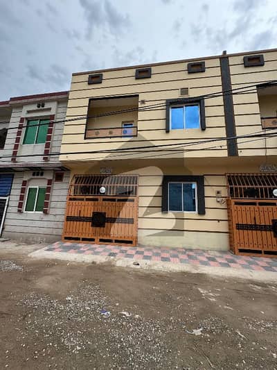 3 Marla beautiful luxury House for sale in lawyer colony Gulzare quid