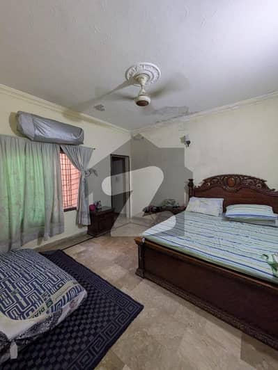 GIRVI 8 MARLA UPPER PORTION AVAILABLE FOR GIRVI RENT IN MILITARY ACCOUNTS COLLEGE ROAD LAHORE