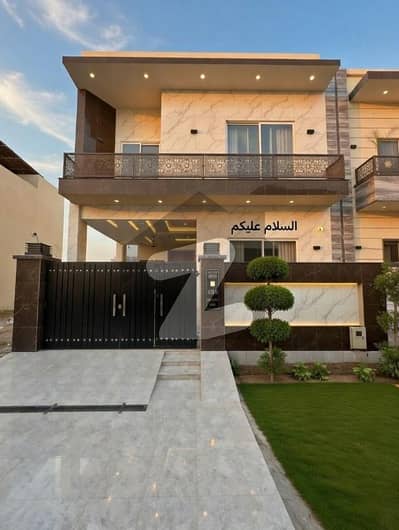 شاندار 5 مرلہ برانڈ نیو گھر کرایہ کے لیے دستیاب ہے!  لوکیشن: ڈی ایچ اے ای ایم ای (DHA EME) فیز 12، لاہور  اگر آپ ایک پرسکون، محفوظ اور تمام جدید سہولیات سے آراستہ برانڈ نیو گھر میں رہائش کے خواہشمند ہیں، تو یہ آپ کے لیے بہترین موقع ہے۔