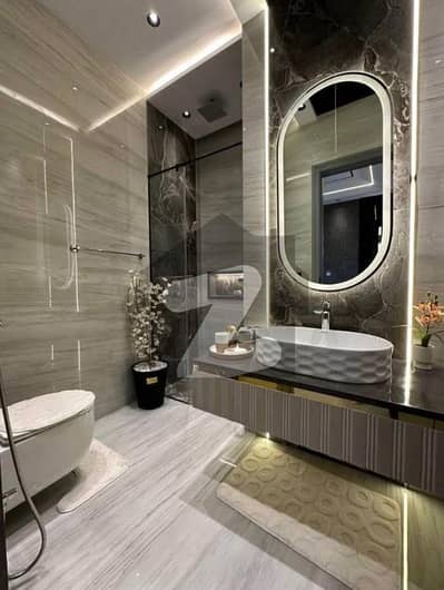 5 Marla Modern House for Sale in Nasheeman Iqbal Phase 2