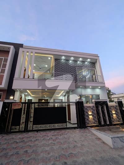 جناح گارڈنز ایف ای سی ایچ ایس,اسلام آباد میں 4 کمروں کا 7 مرلہ مکان 3.65 کروڑ میں برائے فروخت۔