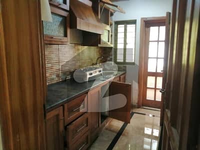 25x40 Beautifull House For Sale in G-13