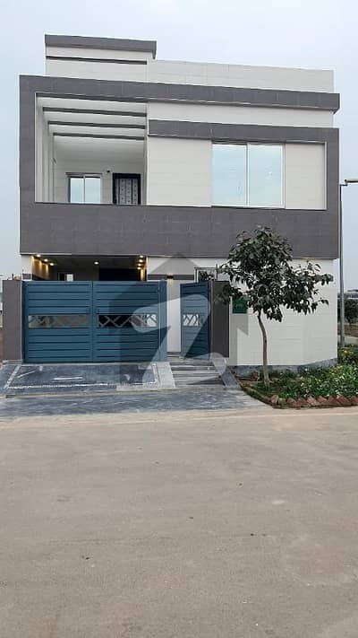 6 Marla Corner, Facing Park Brand New House for Sale in H - Block Bahria Orchard Phase-2.