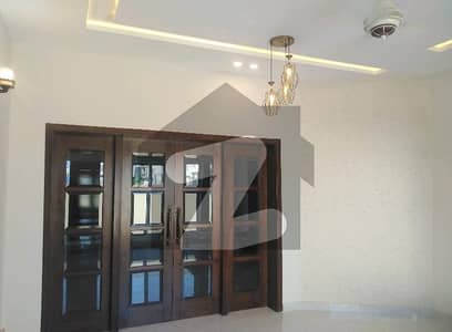 In Bahria Town Phase 8 - Block M 5 Marla House For sale