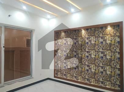 5 Marla House Ideally Situated In Bahria Town Phase 8 - Rafi Block