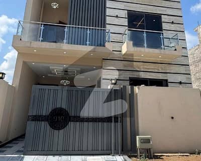 فیصل مارگلہ سٹی بی ۔ 17,اسلام آباد میں 5 مرلہ مکان 2.6 کروڑ میں برائے فروخت۔