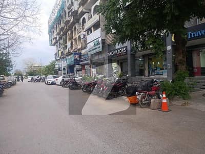 بلیو ایریا اسلام آباد میں 11 مرلہ عمارت 16.5 کروڑ میں برائے فروخت۔