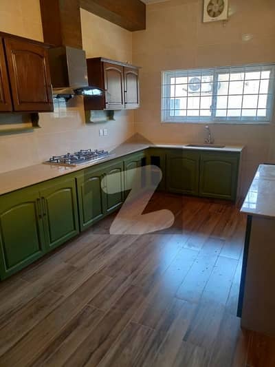 F10/3 Upper Portion 3 Bed Separate Gate Vip Location