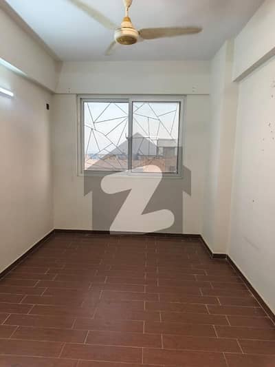 1470 Square Feet Well Maintained 3 Bedroom Apartment For Sale In Clifton Block 1 Karachi 1470 Square Feet Well Maintained 3 Bedroom Apartment For Sale In Clifton Block 1 Karachi