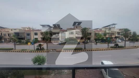 100 Feet Wide Main Boulevard Beautiful Brand New 10 Marla House 100 Feet Wide Main Boulevard Beautiful Brand New 10 Marla House