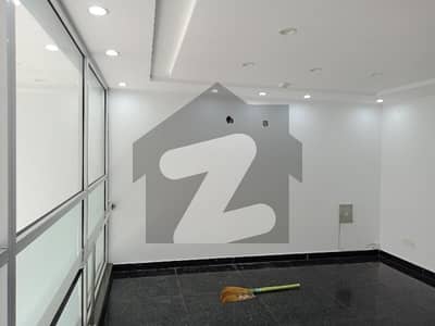 ڈی ایچ اے فیز 3 - بلاک وائے فیز 3,ڈیفنس (ڈی ایچ اے),لاہور میں 6 مرلہ Studio دکان 2.3 لاکھ میں کرایہ پر دستیاب ہے۔